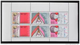 Poštová známka Holandsko 1978 Dìti ve škole Mi# Block 19