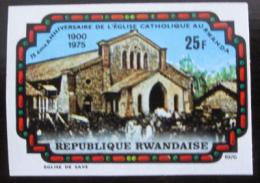 Potov znmka Rwanda 1976 Kostel, neperf. Mi# 797 B