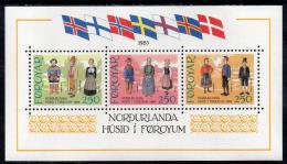 Poštové známky Faerské ostrovy 1983 Tradièní kostýmy Mi# Block 1 Kat 10€