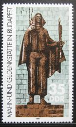 Poštová známka DDR 1987 Memoriál váleèných obìtí Mi# 3122