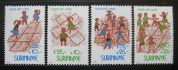 Poštové známky Surinam 1993 Dìti pøi høe Mi# 1461-64 Kat 8.50€