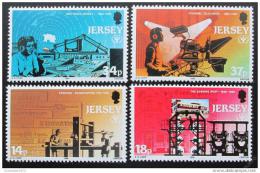 Poštové známky Jersey 1990 Rok gramotnosti Mi# 520-23
