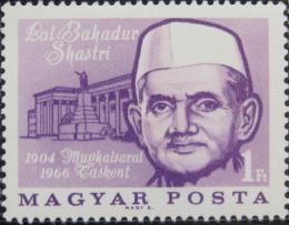 Poštová známka Maïarsko 1966 Lal Bahadur Shastri, indický premiér Mi# 2211
