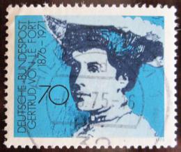 Poštová známka Nemecko 1975 Gertrud von Le Fort, spisovatelka Mi# 829