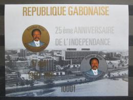 Poštová známka Gabon 1985 Prezident Bongo Mi# Block 53 Kat 14€