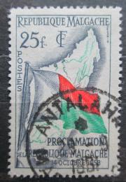 Poštová známka Madagaskar 1959 Vlajka a mapa Mi# 443