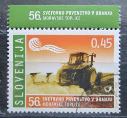 Poštová známka Slovinsko 2009 Traktor s pluhem Mi# 729