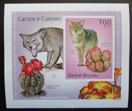 Poštová známka Guinea-Bissau 2010 Kaktusy a kojoti DELUXE Mi# 5013 B Block