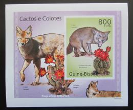 Poštová známka Guinea-Bissau 2010 Kaktusy a kojoti DELUXE Mi# 5014 B Block