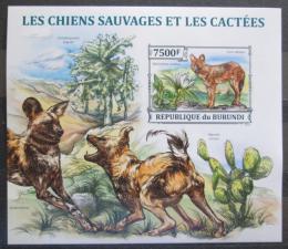 Poštová známka Burundi 2013 Kaktusy a divocí psi neperf. Mi# Block 370 B