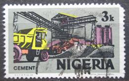 Potov znmka Nigria 1975 Vroba cementu Mi# 275 II X - zvi obrzok