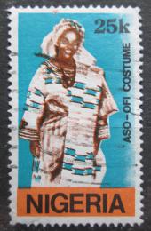 Poštová známka Nigéria 1989 Tradièní kroj Mi# 543