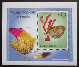 Potov znmka Guinea-Bissau 2010 Tropick ryby a korly DELUXE Mi# 5076 Block