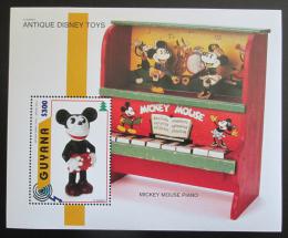 Poštová známka Guyana 1996 Disney, staré hraèky Mi# Block 516