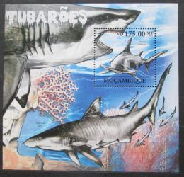 Poštová známka Mozambik 2011 Žraloky Mi# Block 566 Kat 10€
