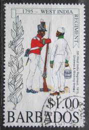 Poštová známka Barbados 1995 Vojenské uniformy Mi# 873