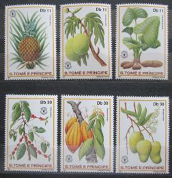 Poštové známky Svätý Tomáš 1981 Ovocie Mi# 744-49 Kat 14€