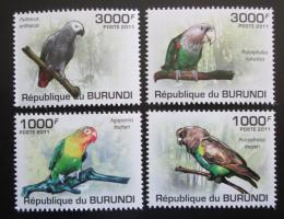 Poštové známky Burundi 2011 Papagáje Mi# 1974-77 Kat 9.50€ 