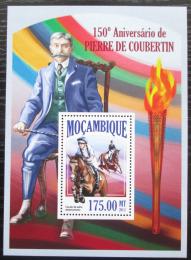 Poštová známka Mozambik 2013 Pierre de Coubertin, LOH Mi# Block 810 Kat 10€