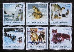 Poštové známky Svätý Tomáš 2003 Tažní psi Mi# 2167-72 Kat 10€