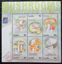 Poštové známky Lesotho 2001 Huby Mi# 1774-79 Kat 12€