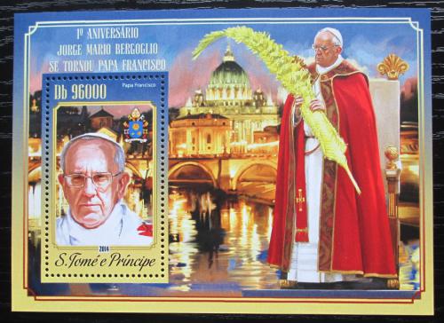 Poštová známka Svätý Tomáš 2014 Papež František Mi# Block 1047 Kat 10€