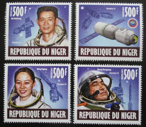 Poštové známky Niger 2013 Èínský vesmírný projekt Shenzhou 10 Mi# 2401-04 Kat 8€