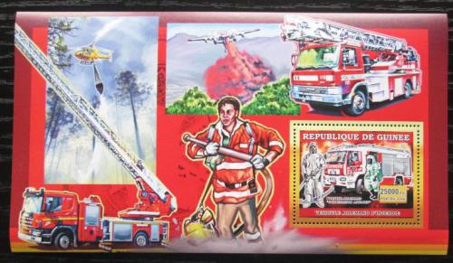 Poštová známka Guinea 2006 Nìmeètí hasièi DELUXE Mi# Block 1071
