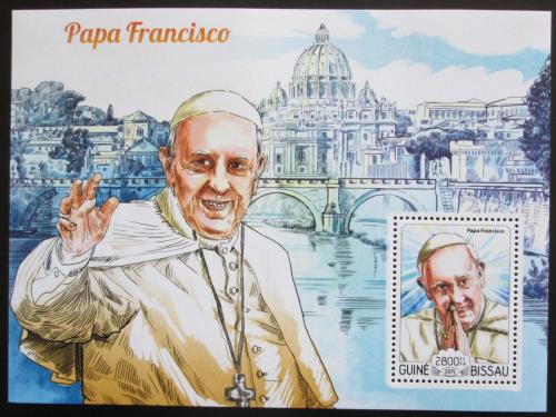 Poštová známka Guinea-Bissau 2015 Papež František Mi# Block 1348 Kat 11€