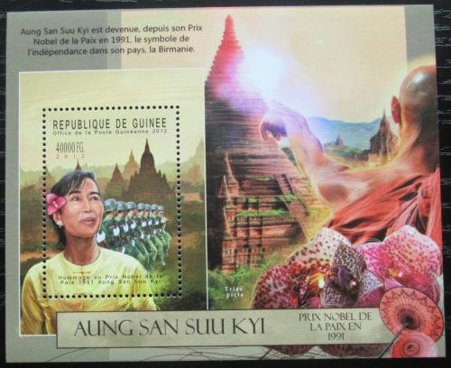 Poštová známka Guinea 2012 Aung San Suu Kyi, politièka Mi# Block 2127 Kat 16€