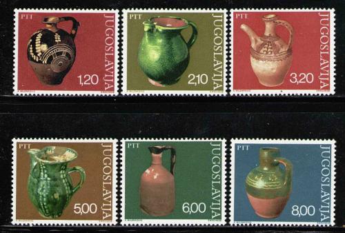Poštové známky Juhoslávia 1976 Staré džbány Mi# 1649-54
