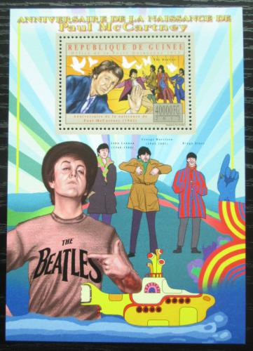 Poštová známka Guinea 2012 The Beatles, Paul McCartney Mi# Block 2144 Kat 16€