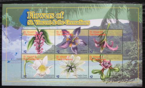 Poštové známky Svätý Vincent 2010 Kvety Mi# 6774-79 kat 9.50€