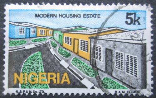 Poštová známka Nigéria 1986 Moderní architektura Mi# 476