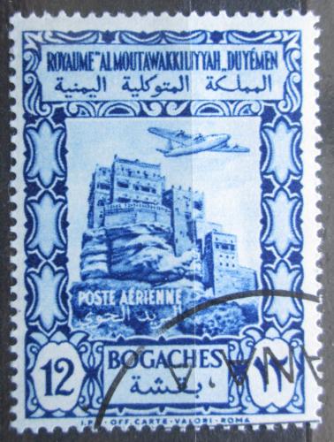 Poštová známka Jemen 1951 Lietadlo nad letním palácem Mi# 135
