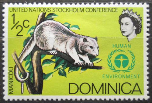 Poštová známka Dominika 1972 Vaèice opossum Mi# 337