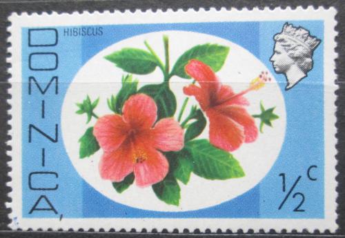 Poštová známka Dominika 1975 Ibišek Mi# 457