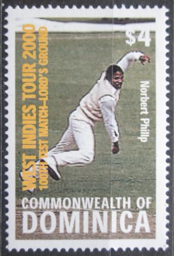 Poštová známka Dominika 2000 Norbert Philip, kriket Mi# 2936 Kat 4.50€