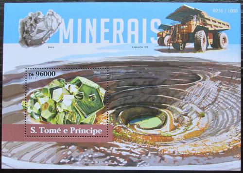 Poštová známka Svätý Tomáš 2015 Minerály Mi# Block 1113 Kat 10€