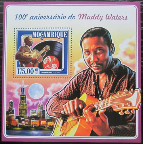Poštová známka Mozambik 2015 Muddy Waters, muzikant Mi# Block 992 Kat 10€