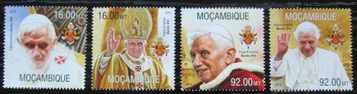 Poštové známky Mozambik 2013 Papež Benedikt XVI. Mi# 6747-50 Kat 13€
