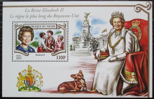 Poštová známka Niger 2015 Krá¾ovna Alžbeta II. Mi# Block 470 Kat 13€