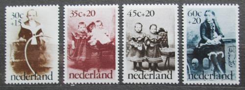 Poštové známky Holandsko 1974 Fotografie dìtí Mi# 1039-42
