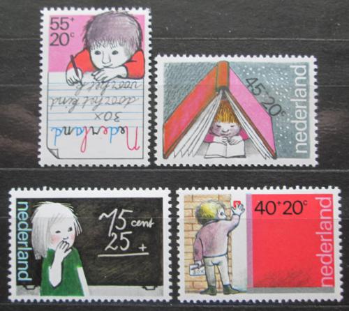 Poštové známky Holandsko 1978 Dìti a škola Mi# 1128-31