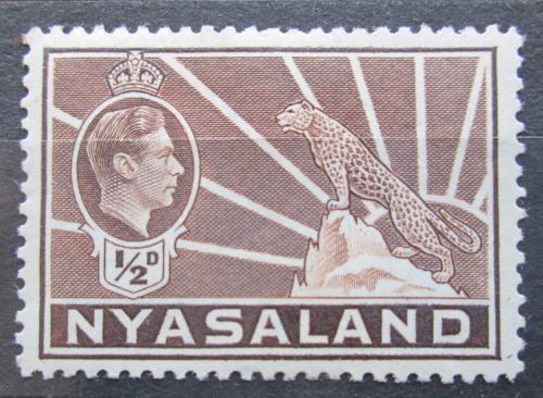 Poštová známka Òasko, Malawi 1942 Krá¾ Juraj VI. a levhart Mi# 53