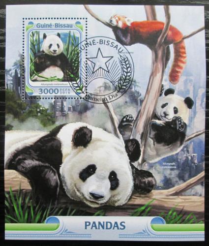 Poštová známka Guinea-Bissau 2016 Pandy Mi# Block 1461 Kat 11€