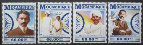Poštové známky Mozambik 2015 Mahátma Gándhí Mi# 8094-97 Kat 15€