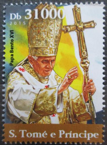 Poštová známka Svätý Tomáš 2015 Papež Benedikt XVI. Mi# 6265