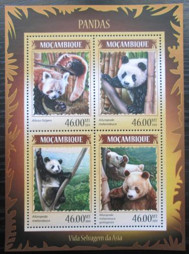 Poštové známky Mozambik 2014 Pandy Mi# 7340-43 Kat 11€