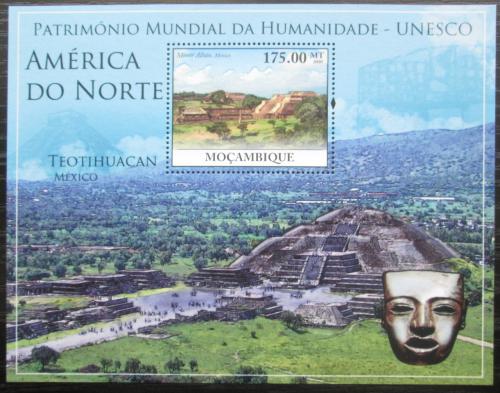 Poštová známka Mozambik 2010 Památky UNESCO - Stredná Amerika Mi# Block 350 10€